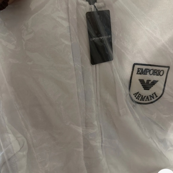 Emporio Armani tracksuit.Medium. - Picture 3 of 6